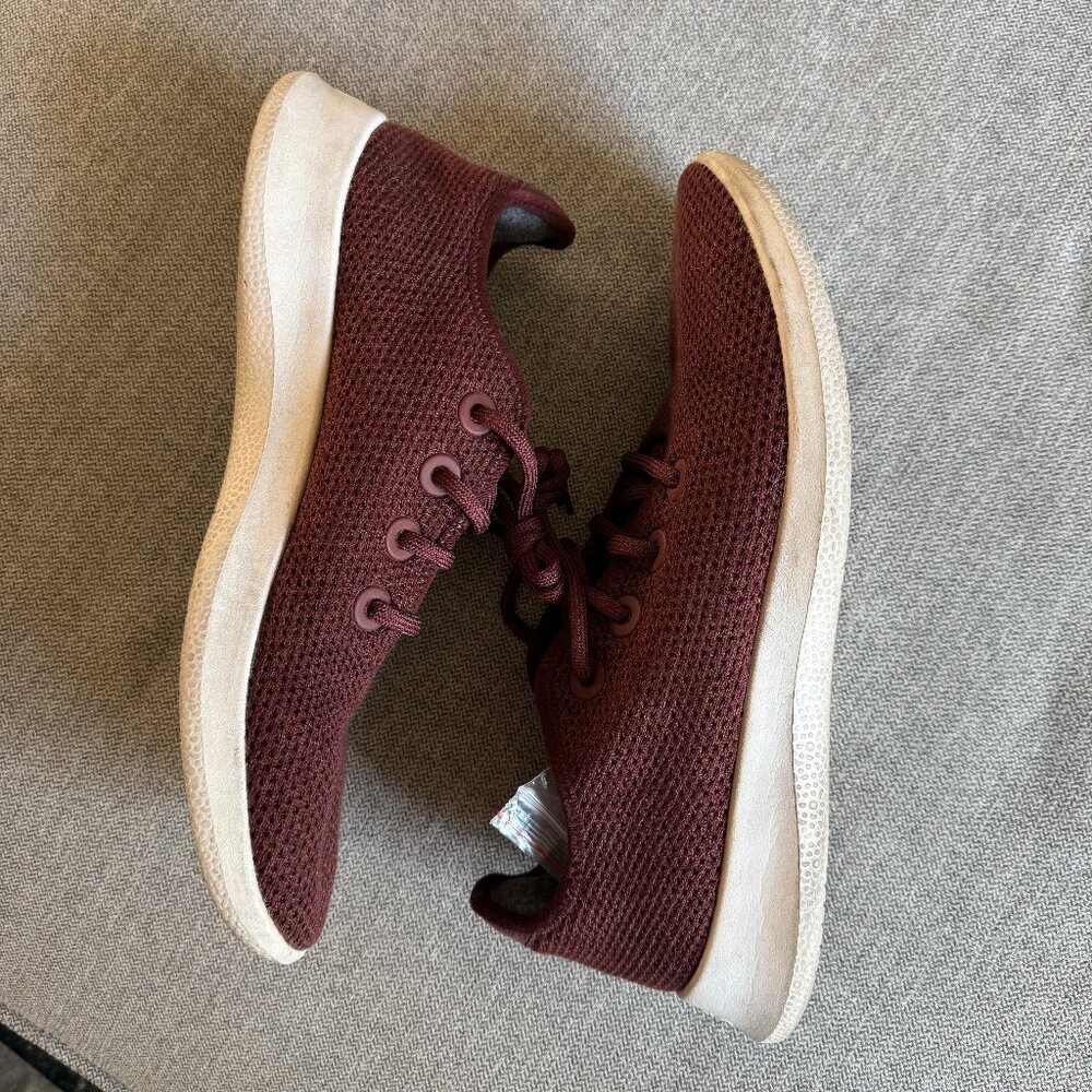 Allbirds Tree Runners • Burgundy Wine • Men’s 11